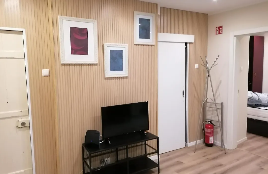 Lisbon Heart Santa Marta Apartment-1