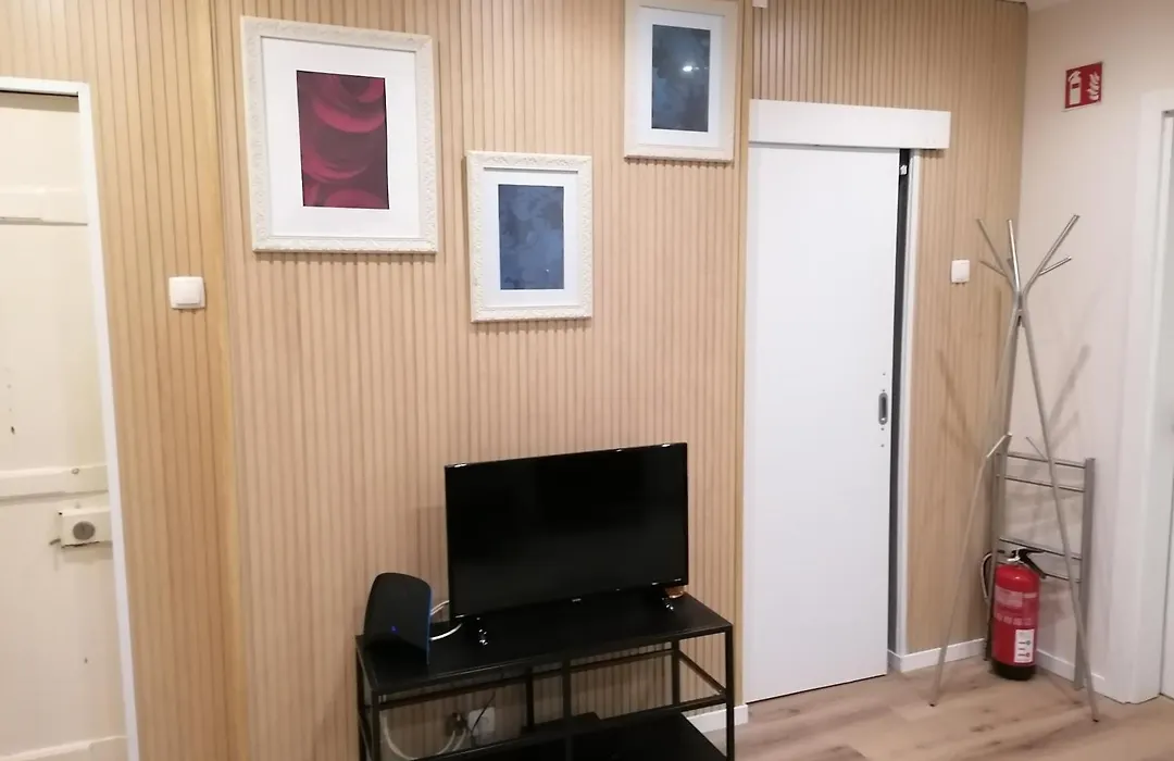 Lisbon Heart Santa Marta Apartment-1